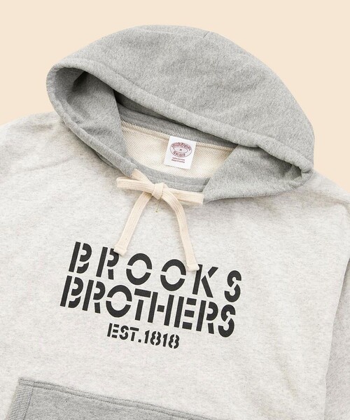 BROOKS BROTHERS(ブルックスブラザーズ)の「コットンフレンチテリー ステンシルロゴ アフターフーデッド スウェットシャツ(パーカー・メンズ・ネイビー/グレー・LARGE/MEDIUM/X-LARGE/SMALL)」の3枚目の写真