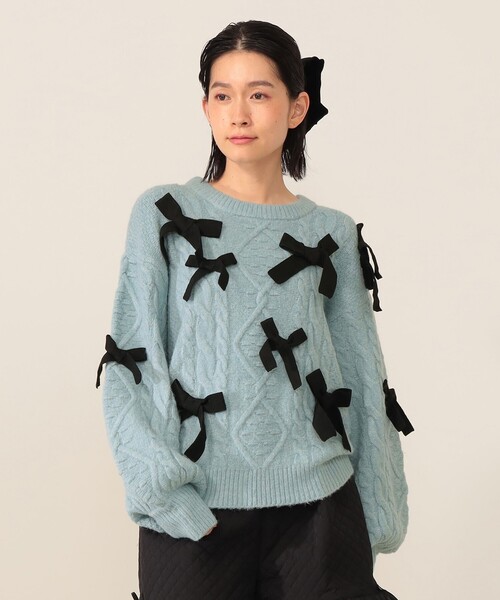 リボン ケーブルニット プルオーバー（ニット/セーター）｜CAROLINA