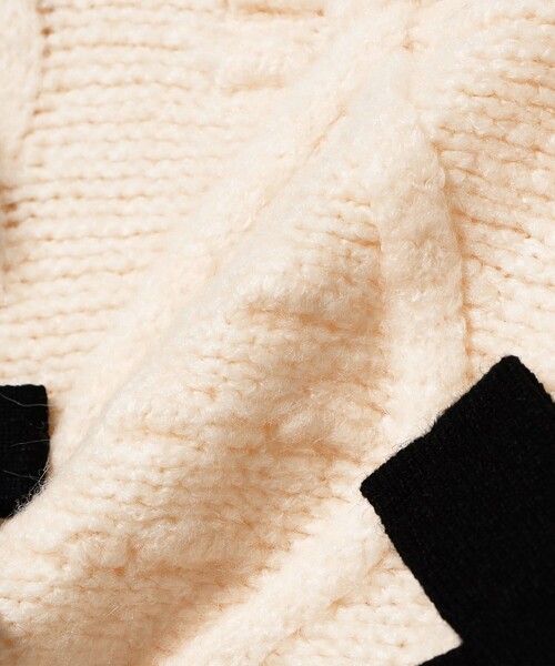 CAROLINA GLASER（カロリナ グレイサー）の「リボン ケーブルニット プルオーバー（ニット/セーター・レディース・オフホワイト/サックスブルー・ONE SIZE）」の20枚目の写真