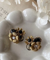 【mallelabrocante/マルラブロカント】天然石と真鍮フラワーの痛みにくいブーケイヤリング