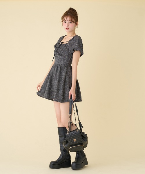 one after another NICE CLAUP(ワンアフターアナザーナイスクラップ)の「バックシャーリングミニワンピース(ワンピース・レディース・ブラウン系その他/ブラック系その他/杢グレー・FREE)」の21枚目の写真
