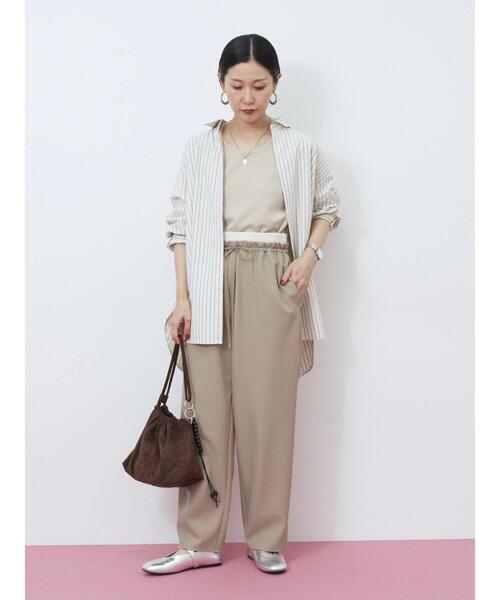 Samansa Mos2 blue(サマンサモスモスブルー)の「Vカットメリージェーン(ドレスシューズ・レディース・ブラック/モカ/シルバー・M/L)」の9枚目の写真