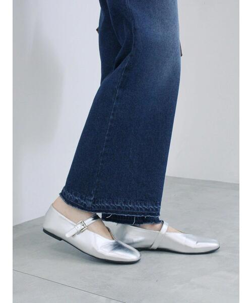 Samansa Mos2 blue(サマンサモスモスブルー)の「Vカットメリージェーン(ドレスシューズ・レディース・ブラック/モカ/シルバー・M/L)」の12枚目の写真