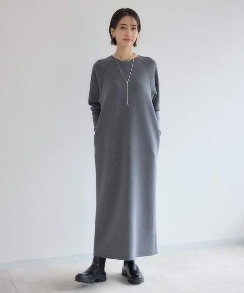 KATHARINE ROSS（キャサリンロス）の「【PILLINI/ピリーニ】MADE IN JAPAN モダンシルエットスフレワンピース（ワンピース・レディース・ブラック/チャコールグレー・MEDIUM）」の21枚目の写真