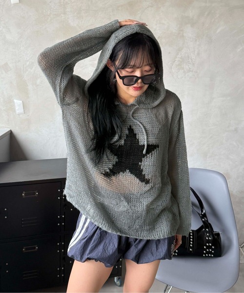sedacle（セダクル）の「スターシアーフードニット（ニット/セーター・レディース・マスタード/ボルドー/グレー・SMALL/MEDIUM/LARGE）」の4枚目の写真