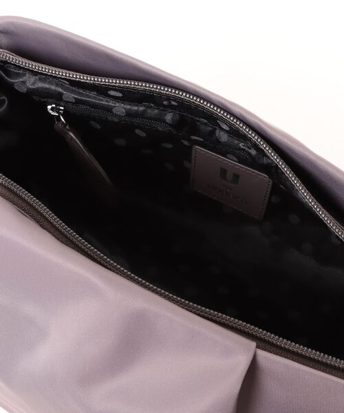 U by Ungaro（ユーバイウンガロ）の「U by ungaro(ユーバイウンガロ)　ベル　ショルダー（ショルダーバッグ・レディース・ブラウン系その他/ターコイズブルー/ブラック/グレー・FREE）」の7枚目の写真