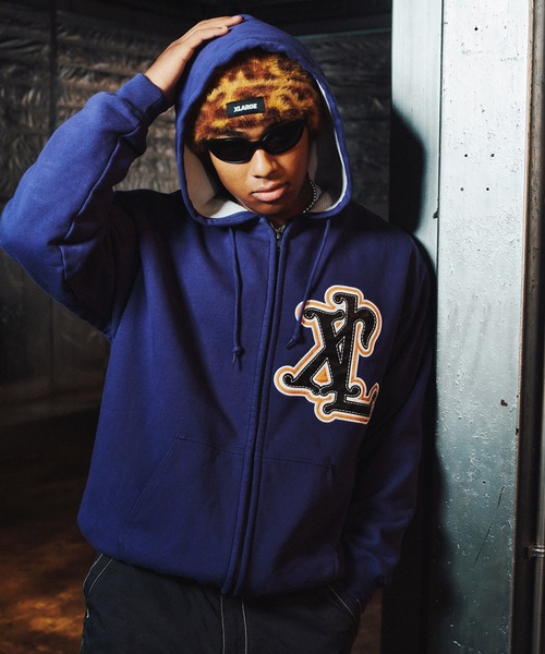 XLARGE（エクストララージ）の「PATCHED THERMAL ZIP UP HOODED SWEATSHIRT（パーカー・メンズ・オフホワイト/ブラック/パープル・S/M/L/XL）」の3枚目の写真