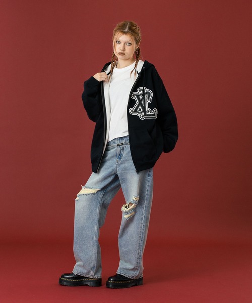 XLARGE（エクストララージ）の「PATCHED THERMAL ZIP UP HOODED SWEATSHIRT（パーカー・メンズ・オフホワイト/ブラック/パープル・S/M/L/XL）」の2枚目の写真