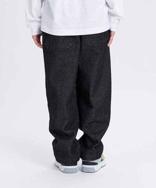 ELEMENT(エレメント)の「ELEMENT キッズ SHOD PANTS STD WKNEE デニムパンツ 【2025年秋冬モデル】/エレメントキッズウエストゴムテーパードデニムパンツ(デニムパンツ・キッズ・ブラック系その他/ボルドー・MEDIUM/LARGE/X-LARGE/SMALL)」の3枚目の写真