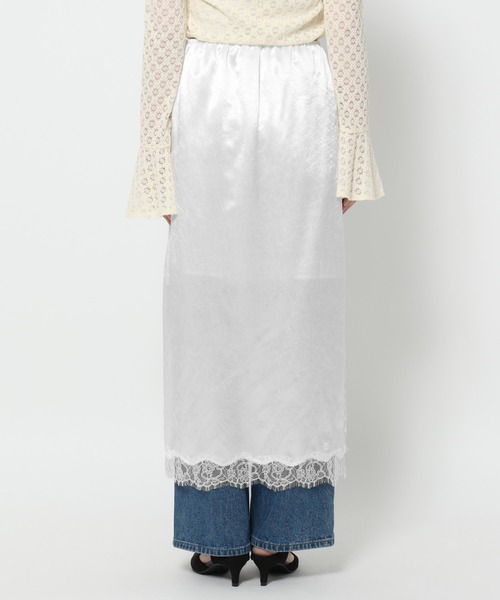 mysty woman（ミスティウーマン）の「ワッシャーサテンレーススカート 605411（スカート・レディース・オフホワイト/ブラック・FREE）」の7枚目の写真