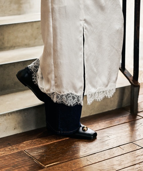 mysty woman（ミスティウーマン）の「ワッシャーサテンレーススカート 605411（スカート・レディース・オフホワイト/ブラック・FREE）」の14枚目の写真