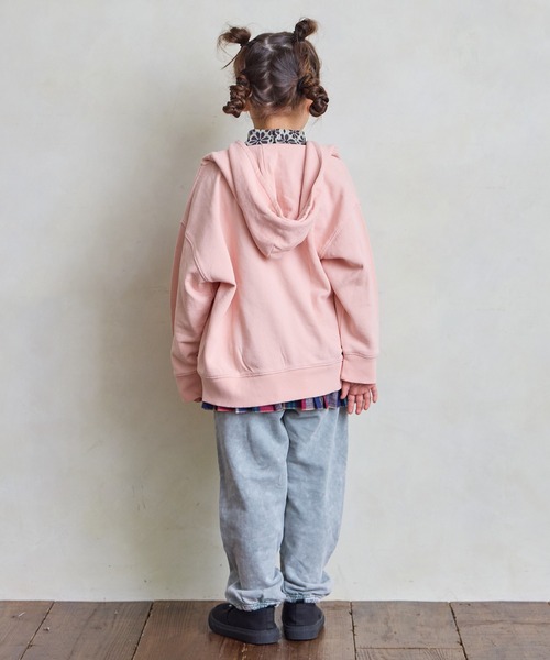 MARKEY'S（マーキーズ）の「ピグメントパーカー（パーカー・キッズ・チャコール/ブルー/ライトピンク・150/140/130/120/110/100/90）」の13枚目の写真