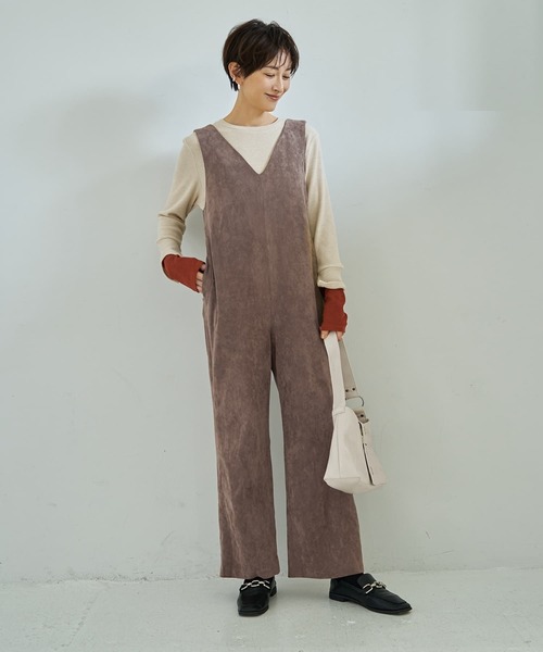 STYLE DELI(スタイルデリ)の「スエードタッチサロペット(サロペット/オーバーオール・レディース・ブラウン/ミント・01/02)」の2枚目の写真