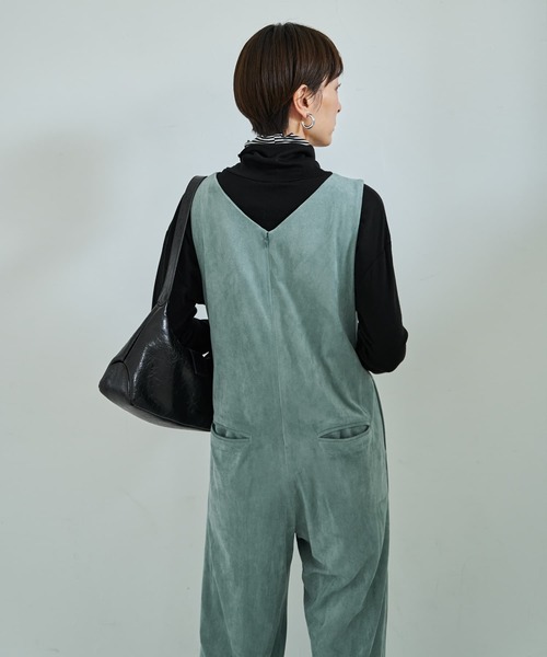 STYLE DELI(スタイルデリ)の「スエードタッチサロペット(サロペット/オーバーオール・レディース・ブラウン/ミント・01/02)」の8枚目の写真