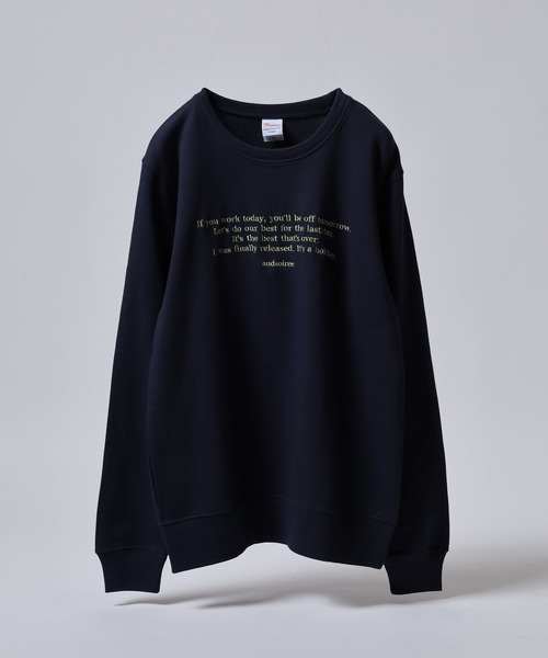 &soiree(アンドソワレ)の「&soiree メッセージ刺繍裏毛スウェットクルーネックプルオーバー(スウェット・メンズ・ベージュ/ネイビー・FREE)」の2枚目の写真