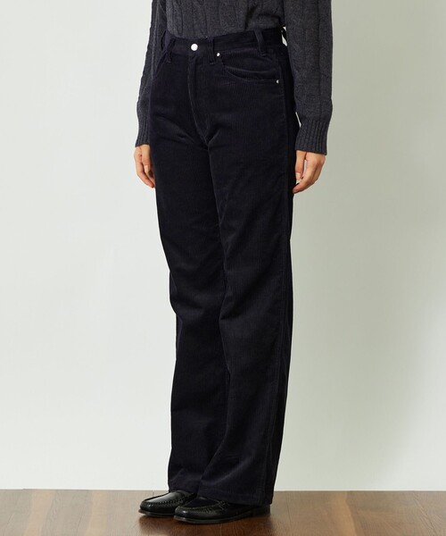 MACKINTOSH PHILOSOPHY(マッキントッシュ フィロソフィー)の「GREY LABEL コーデュロイフレアパンツ(その他パンツ・レディース・ブラック/ホワイト系その他/ダークネイビー・2/5)」の9枚目の写真