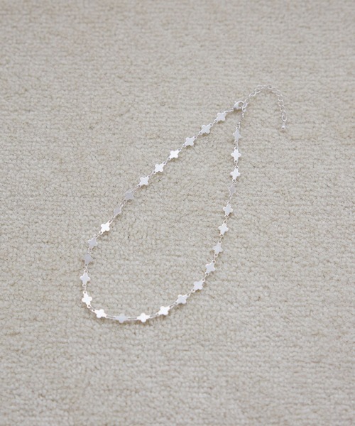 A part by（アパートバイ）の「フラワーチェーンネックレス（ネックレス・レディース・Silver/GOLD ・FREE）」の3枚目の写真