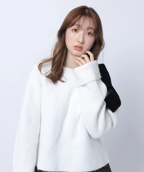 Apuweiser-riche（アプワイザーリッシェ）の「ベロアリボンゆるニット