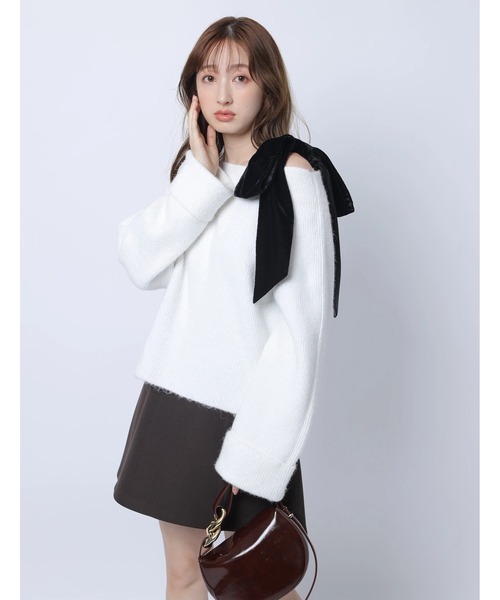 Apuweiser-riche（アプワイザーリッシェ）の「ベロアリボンゆるニット