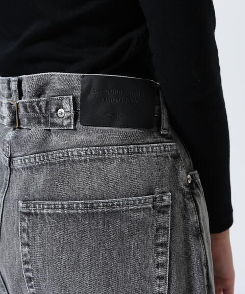 beautiful people（ビューティフルピープル）の「beautiful people/ビューティフルピープル/selvedge denim flip hem pants blk bleach/1545105034（デニムパンツ・レディース・ブラック・38/42）」の17枚目の写真