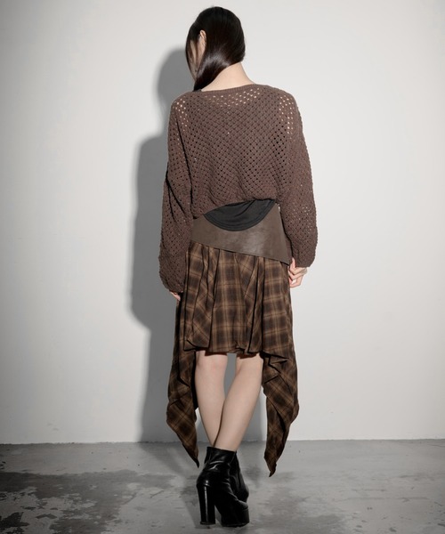 .KOM（ドットコム）の「『.KOM/ドットケーオーエム』オフショルクロシェニット&レイヤードインナー 2Pセット【GC】（ニット/セーター・レディース・ベージュ/ブラック/ブラウン・FREE）」の14枚目の写真