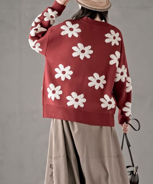 rps(アールピーエス)の「フラワージャガードニットカーディガン(カーディガン/ボレロ・レディース・レッド/グリーン/ブラック/アイボリー・フリー)」の22枚目の写真