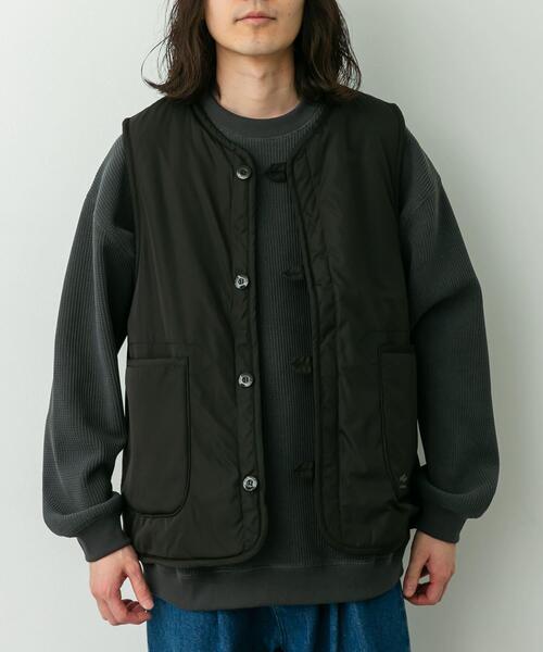 ARMY TWILL(アーミーツイル)の「ARMY TWILL Weather Reversible Vest(ベスト・メンズ・ブラック/グレー/カーキ・MEDIUM/LARGE)」の2枚目の写真