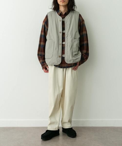 ARMY TWILL(アーミーツイル)の「ARMY TWILL Weather Reversible Vest(ベスト・メンズ・ブラック/グレー/カーキ・MEDIUM/LARGE)」の22枚目の写真