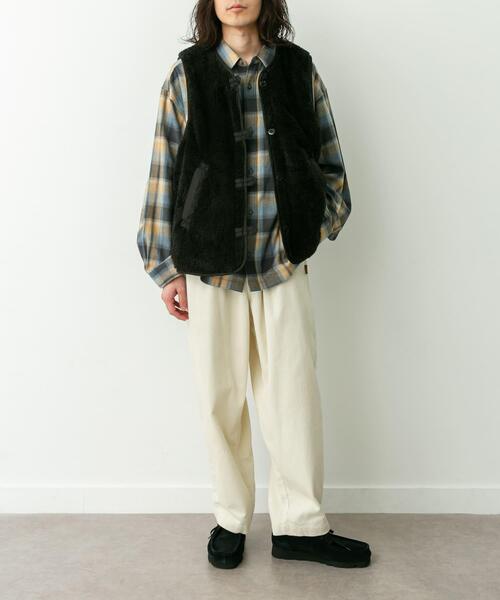 ARMY TWILL(アーミーツイル)の「ARMY TWILL Weather Reversible Vest(ベスト・メンズ・ブラック/グレー/カーキ・MEDIUM/LARGE)」の11枚目の写真