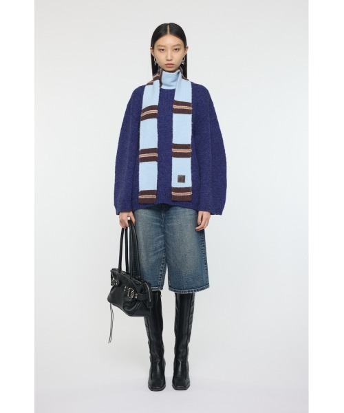 MOUSSY（マウジー）の「BRUSHED OVERSIZED セーター（ニット/セーター・レディース・チャコールグレー/ライトベージュ/ブルー・FREE）」の10枚目の写真