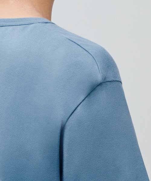 MUSINSA STANDARD（ムシンサスタンダード）の「リラックスフィットクルーネックTシャツ [セルリアンブルー]（Tシャツ/カットソー・メンズ・その他・SMALL/MEDIUM/LARGE/X-LARGE）」の5枚目の写真