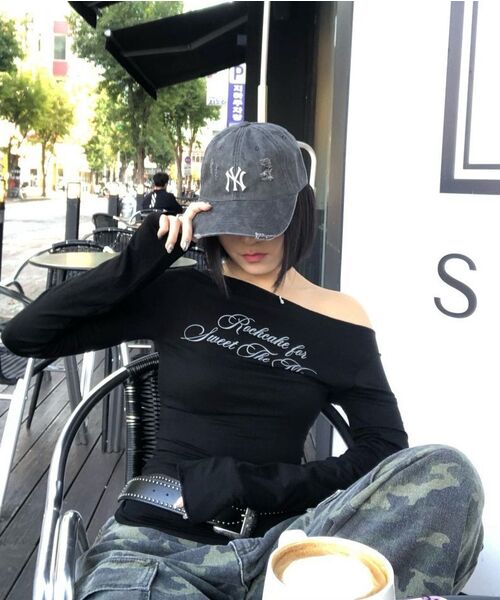 ROCKCAKE(ロックケーキ)の「Cursive Mesh Top - Black(Tシャツ/カットソー・レディース・その他・SMALL)」の9枚目の写真