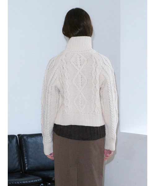 Kijun(キジュン)の「Cable Knit Zip-Up Ivory(カーディガン/ボレロ・レディース・その他・MEDIUM/SMALL)」の3枚目の写真