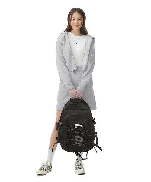 MUSINSA STANDARD WOMAN（ムシンサスタンダードウーマン）の「女性用クロップドフード付きスウェットジップアップ[ミディアムグレー]（パーカー・レディース・その他・MEDIUM/LARGE/X-SMALL/SMALL）」の18枚目の写真