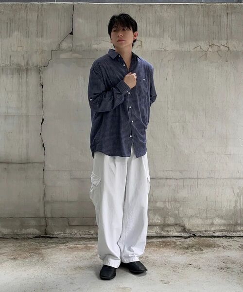 XERO(ゼロ)の「マルチギンガムロールアップシャツ(シャツ/ブラウス・レディース・アイボリー/ネイビー・MEDIUM/LARGE)」の7枚目の写真