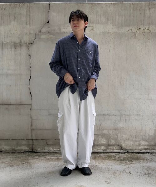 XERO(ゼロ)の「マルチギンガムロールアップシャツ(シャツ/ブラウス・レディース・アイボリー/ネイビー・MEDIUM/LARGE)」の9枚目の写真
