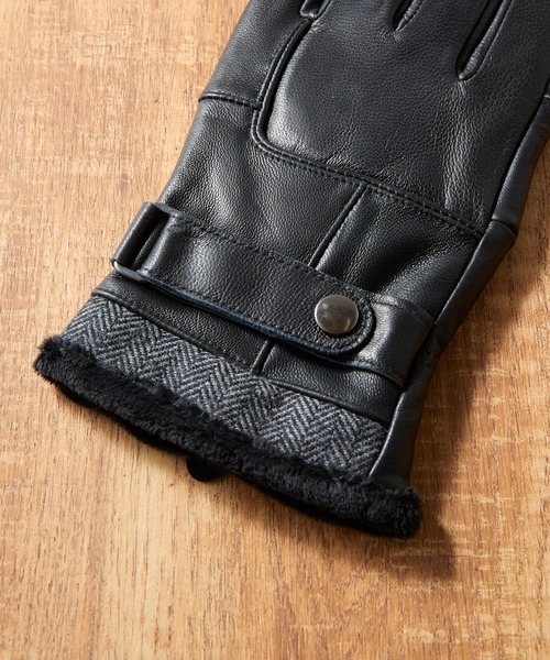SETUP7(セットアップセブン)の「【SETUP7】羊革カットレザー手袋 スマホ対応/裏ボア WINGI(手袋・メンズ・ブラック/ネイビー・FREE)」の5枚目の写真