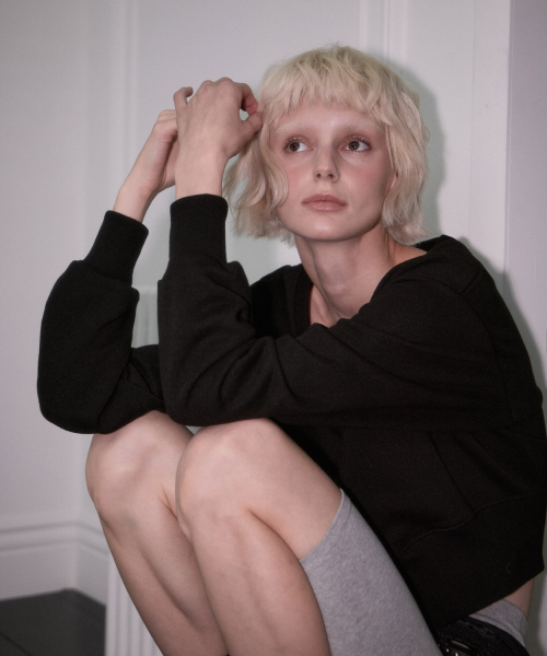 ROSEFRANTZ（ロゼフランツ）の「Eyelet Slit Sweatshirt [Black]（スウェット・レディース・ブラック・OS）」の9枚目の写真