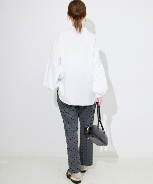 SLOBE IENA（スローブイエナ）の「《WEB限定/追加》ピンタックバルーンスリーブブラウス（シャツ/ブラウス・レディース・ホワイト/ブルー/チャコールグレー・FREE）」の22枚目の写真