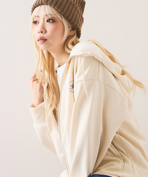 CONVERSE(コンバース)の「【CONVERSE/コンバース】裏シャギー フルジップ パーカー(パーカー・レディース・ブラウン/アイボリー/ブラック・MEDIUM/X-LARGE/LARGE)」の9枚目の写真
