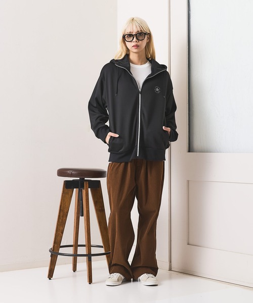 CONVERSE(コンバース)の「【CONVERSE/コンバース】裏シャギー フルジップ パーカー(パーカー・レディース・ブラウン/アイボリー/ブラック・MEDIUM/X-LARGE/LARGE)」の10枚目の写真