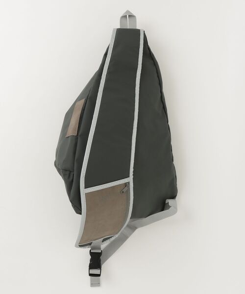 yorozu（ヨロズ）の「yorozu ARMS SASH SHOULDER ARCHIVE EDITION (111Y120)（ショルダーバッグ・メンズ・グレー系その他/ブラック・FREE）」の5枚目の写真