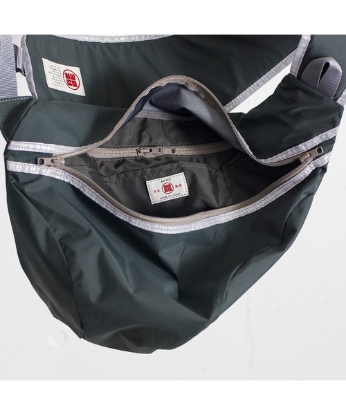 yorozu（ヨロズ）の「yorozu ARMS SASH SHOULDER ARCHIVE EDITION (111Y120)（ショルダーバッグ・メンズ・グレー系その他/ブラック・FREE）」の10枚目の写真