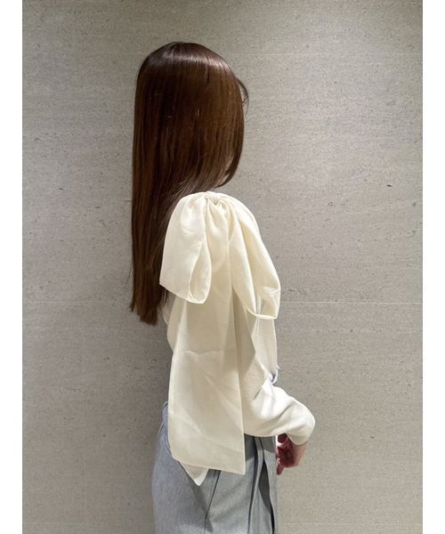 SNIDEL(スナイデル)の「リボンショルダーニットトップス(ニット/セーター・レディース・グレー/アイボリー/ライム・F)」の7枚目の写真