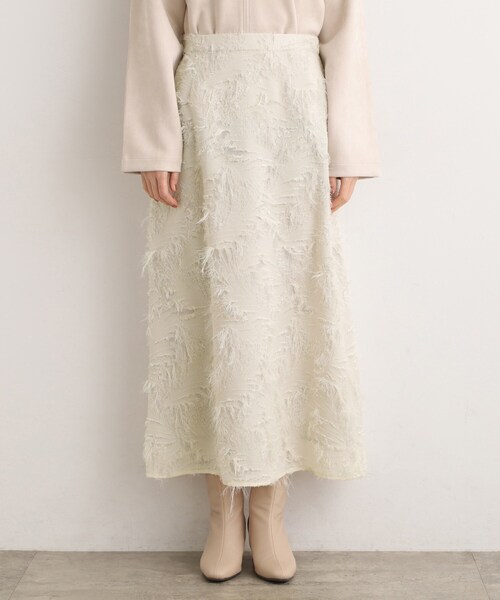 grove（グローブ）の「纏うだけで気分が華やぐ　主役級シャギースカート（スカート・レディース・ブラック/アイボリー・02/03/01/05/04）」の11枚目の写真