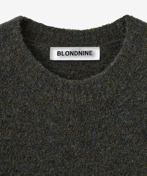 BLOND9(ブロンドナイン)の「ソフトウールブクレラウンドニット_ダークカーキ(ニット/セーター・メンズ・カーキ・MEDIUM/LARGE)」の3枚目の写真