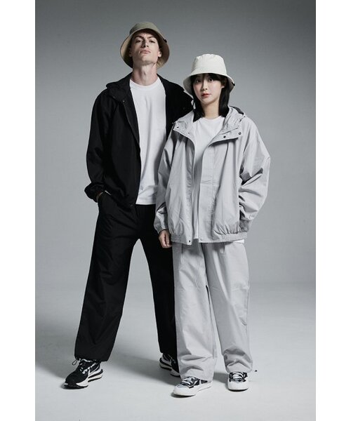 APOSTROPHE COMMA(アポストロフィコンマ)の「ナイロンウィンドブレーカー風防フードジップアップジャケット(グレー)(ナイロンジャケット・レディース・その他・MEDIUM/LARGE)」の6枚目の写真