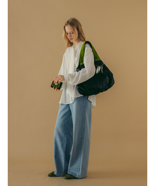 OMNIPOTENT（オムニポテント）の「Fleur Hobo Bag Set ( Oval Metal Keyring Included ) _5Colors（ショルダーバッグ・レディース・ブラック/ブラウン/グリーン/カーキブラウン/ベージュ・FREE）」の7枚目の写真