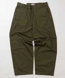 HANES（ヘインズ）の「【3】〔HANES/ヘインズ〕ワイドフィット ノータック チノパンツ（チノパンツ）」