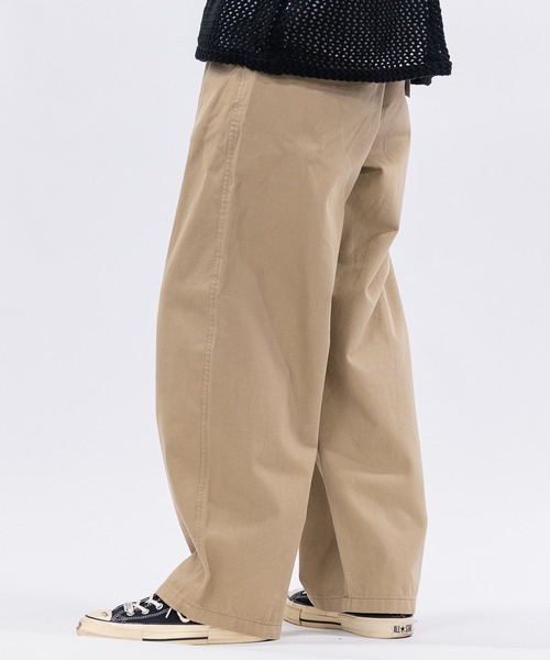 HANES（ヘインズ）の「【3】〔HANES/ヘインズ〕ワイドフィット ノータック チノパンツ（チノパンツ・メンズ・ブラック/カーキ/ベージュ・MEDIUM/LARGE/X-LARGE）」の14枚目の写真